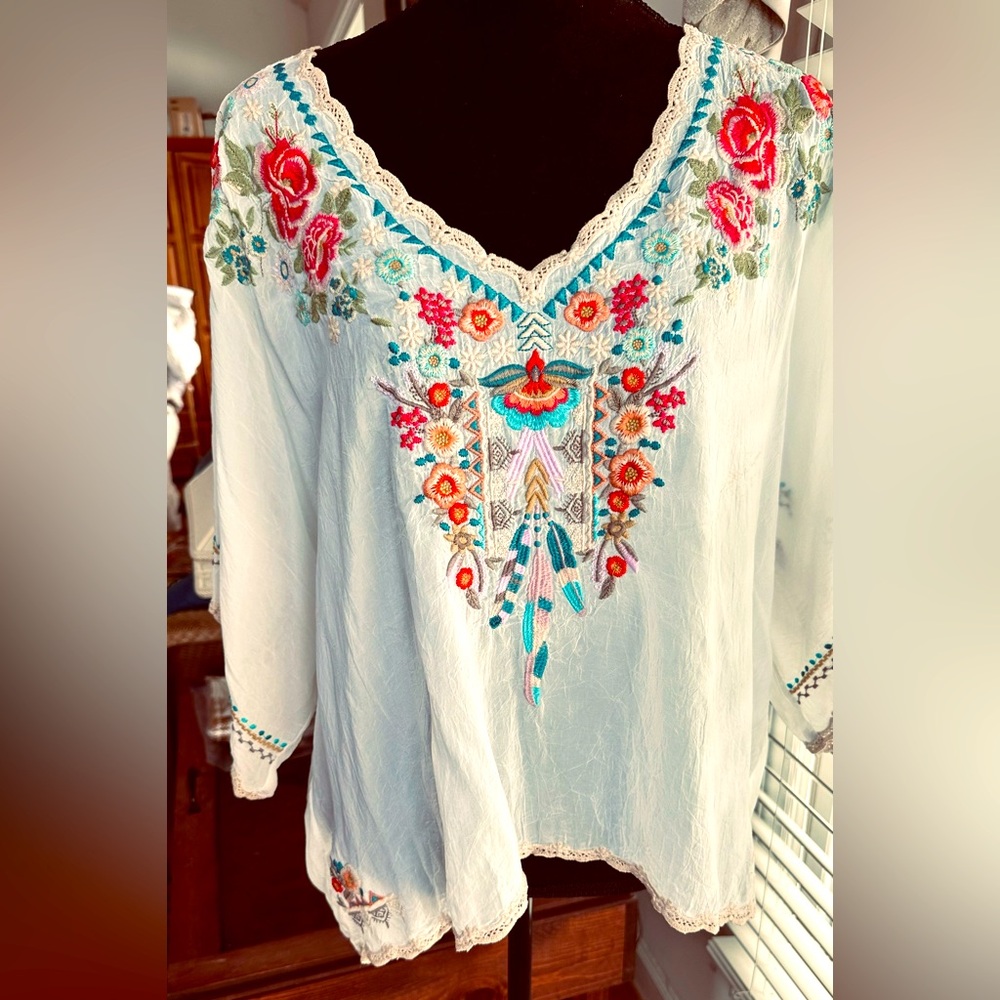 Johnny Was White Embellished 3/4 Sleeve Blouse